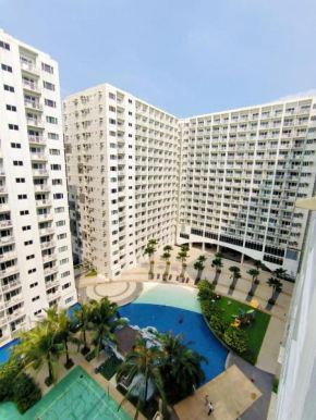 Cozy Staycation near Mall of Asia with Balcony